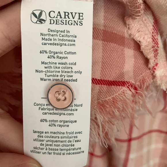 Carve Designs • Pink Red White Plaid Peplum Button Down Raw Edge Top Size XL - Picture 7 of 11